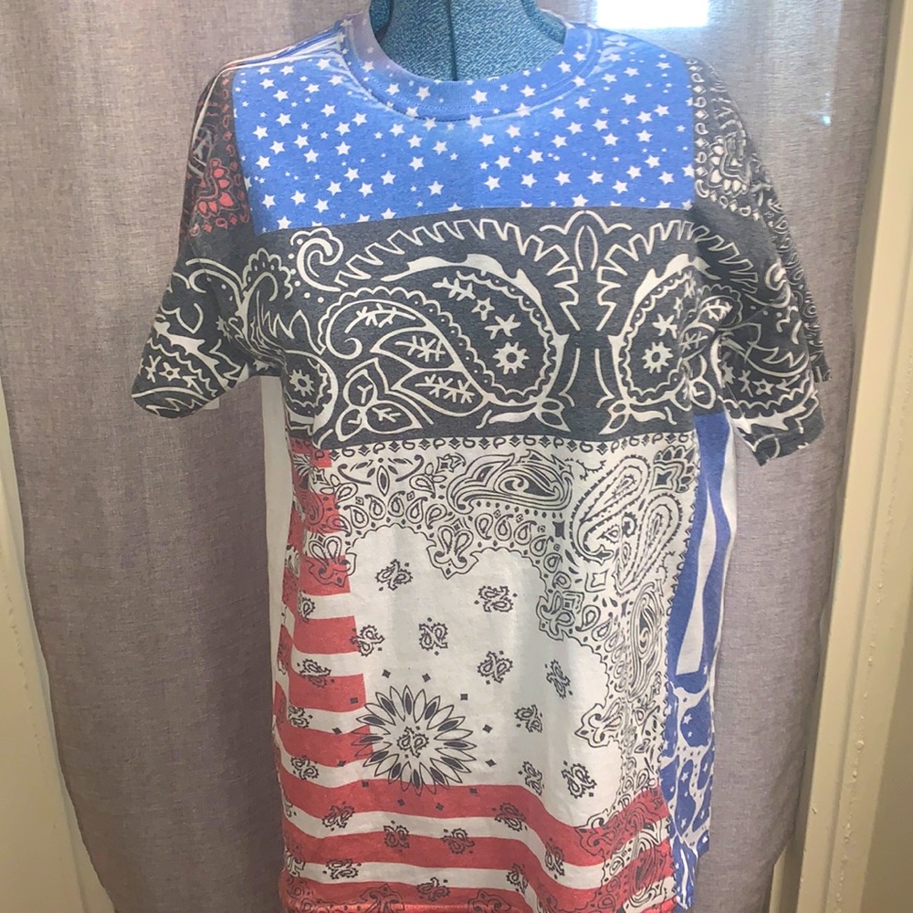 Gildan American Flag Bandana Print Tee